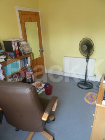 			2 Bedroom, 1 bath, 1 reception House			 Aldworth Road, STRATFORD